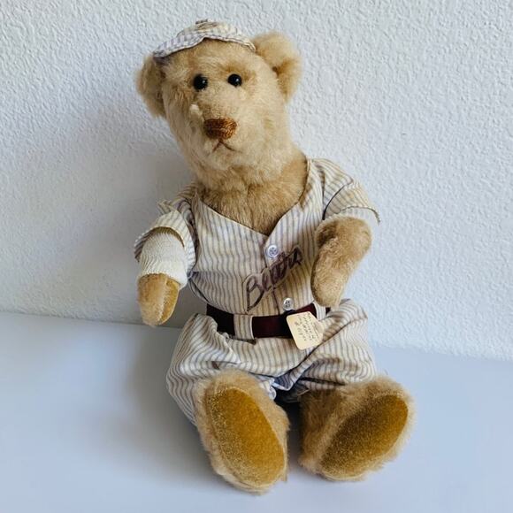 Vintage Bearly There Baseball Teddy Bear - Picture 2 of 13